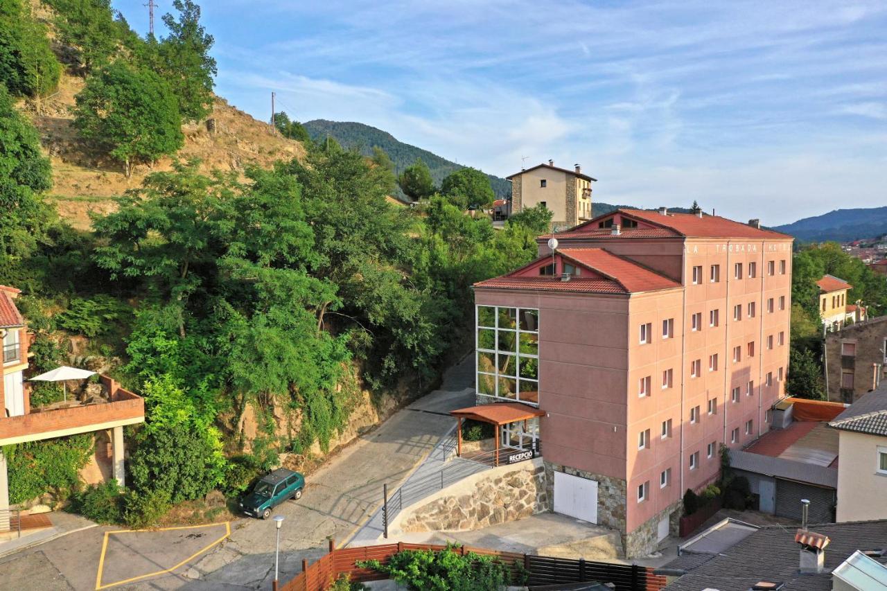 La Trobada Hotel Sport Ripoll Buitenkant foto