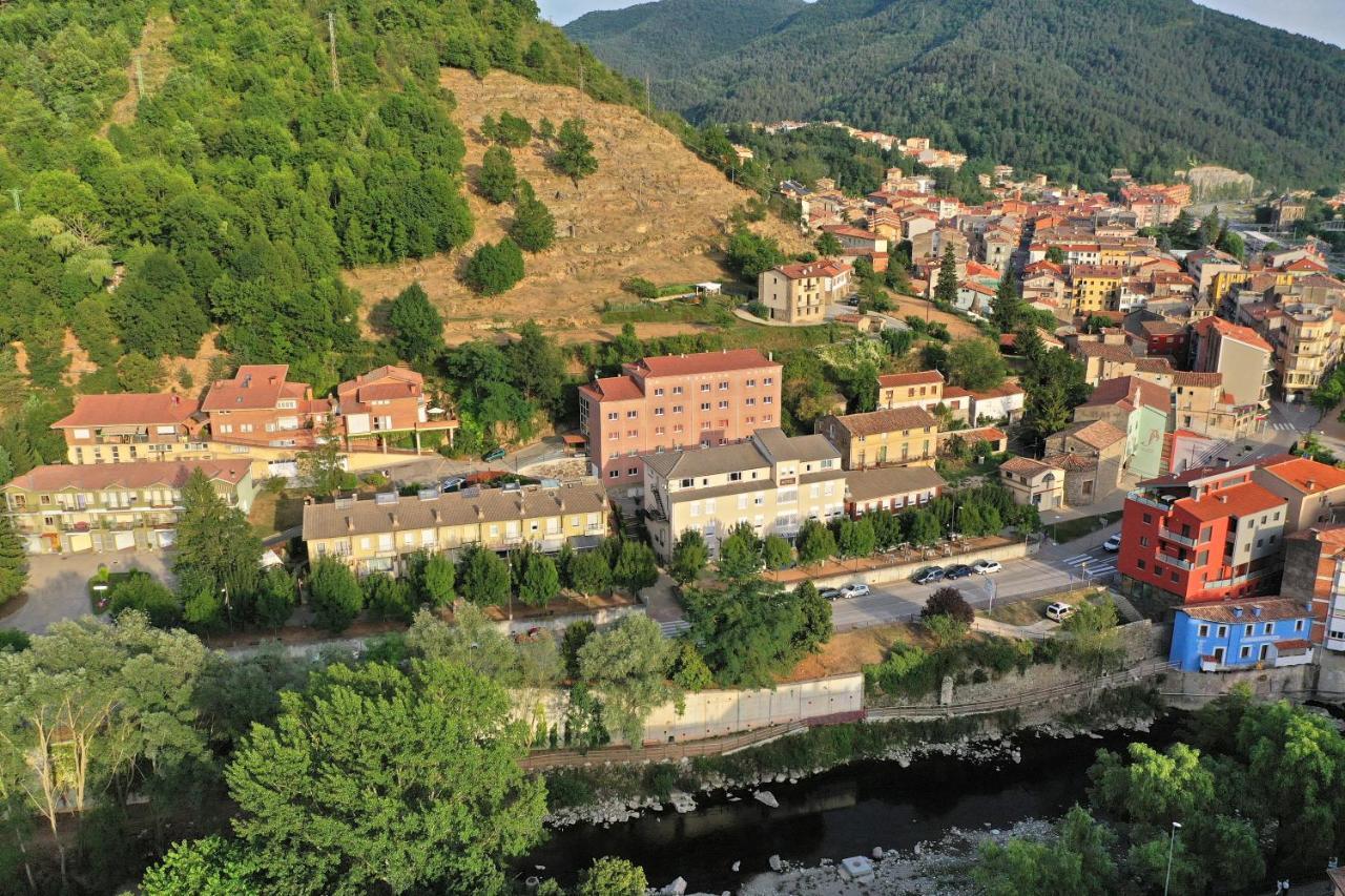 La Trobada Hotel Sport Ripoll Buitenkant foto